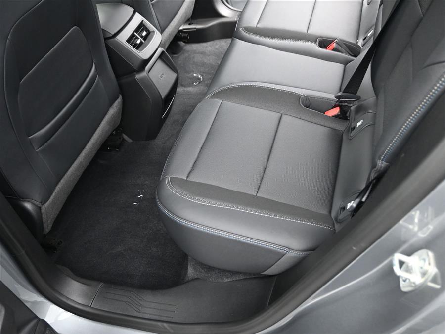 2025 Chevrolet Equinox EV LT photo