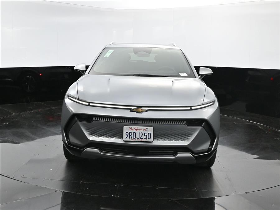 2025 Chevrolet Equinox EV LT photo