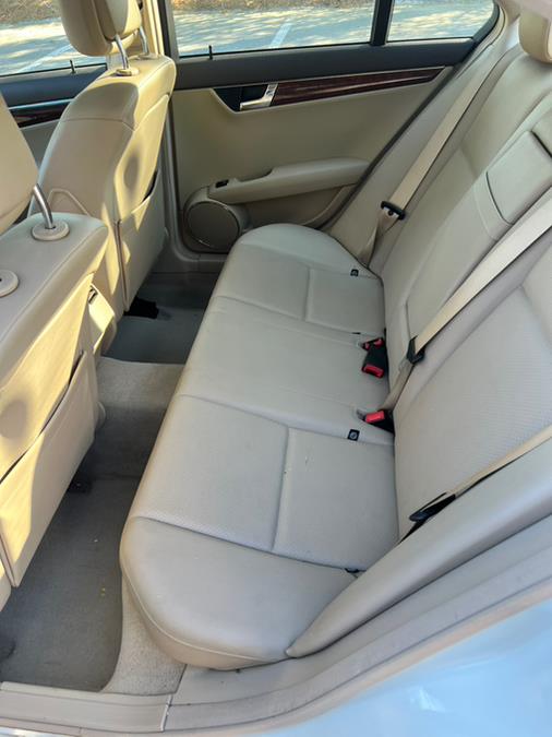 2009 Mercedes-Benz C-Class C300 photo