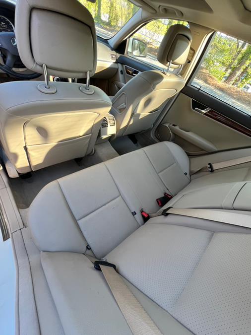 2009 Mercedes-Benz C-Class C300 photo