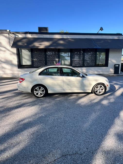 2009 Mercedes-Benz C-Class C300 photo