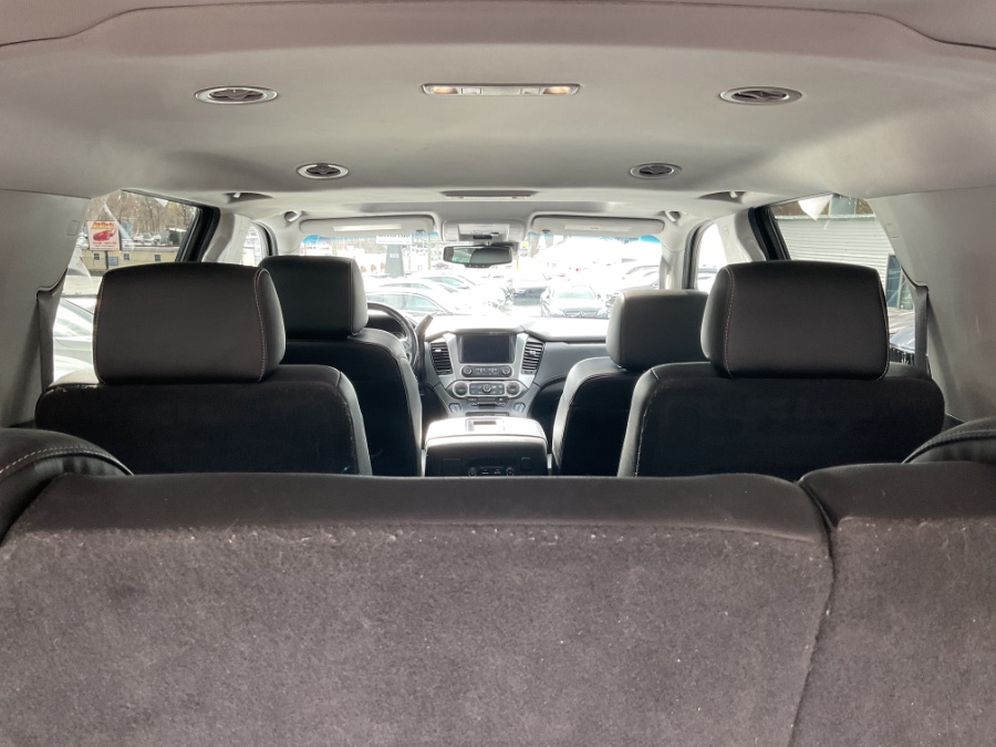 2018 Chevrolet Suburban 4WD 4dr 1500 LT photo