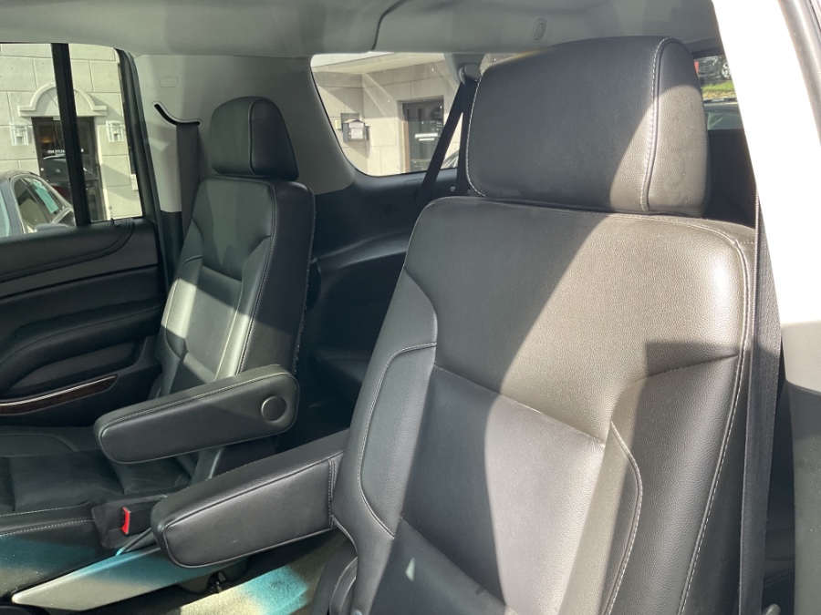 2018 Chevrolet Suburban 4WD 4dr 1500 LT photo