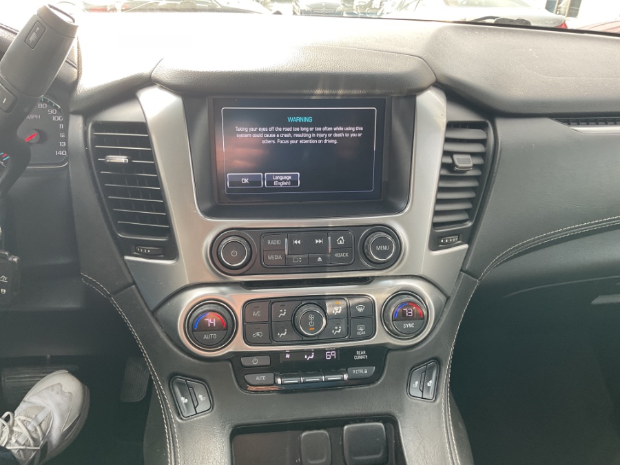 2018 Chevrolet Suburban 4WD 4dr 1500 LT photo