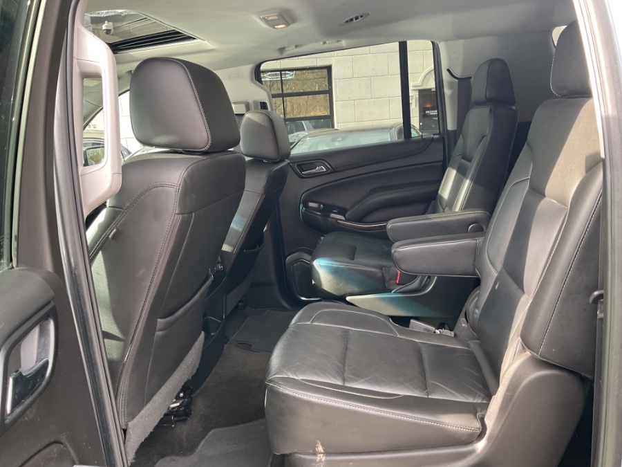 2018 Chevrolet Suburban 4WD 4dr 1500 LT photo