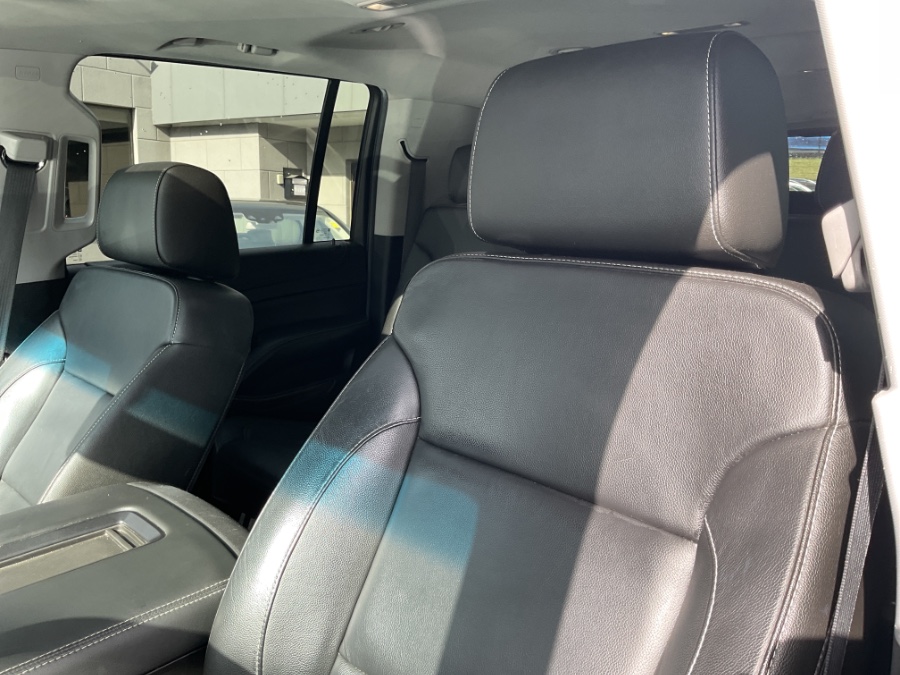 2018 Chevrolet Suburban 4WD 4dr 1500 LT photo