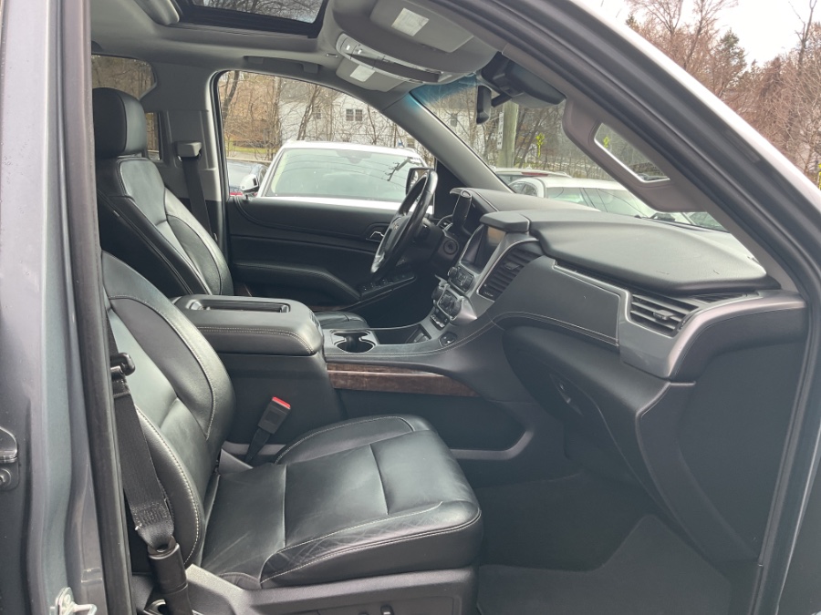 2018 Chevrolet Suburban 4WD 4dr 1500 LT photo