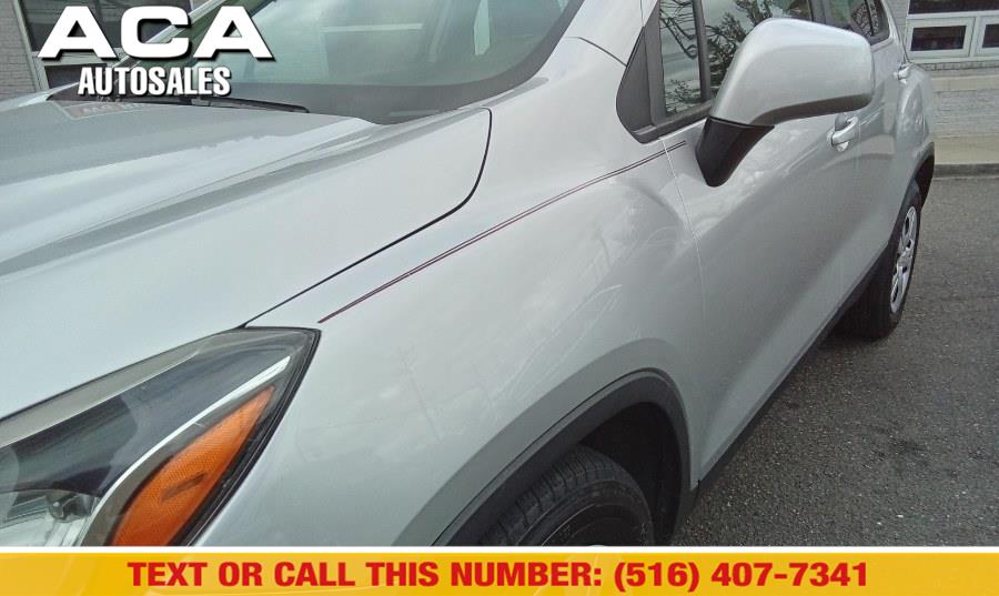 2017 Chevrolet Trax FWD 4dr LS photo