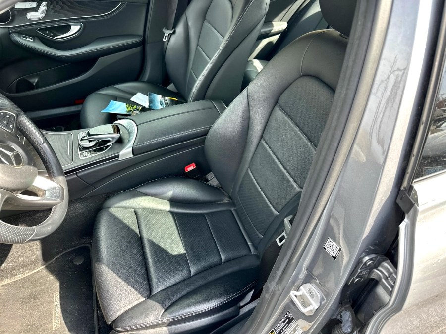 2015 Mercedes-Benz C-Class 4dr Sdn C 300 4MATIC photo
