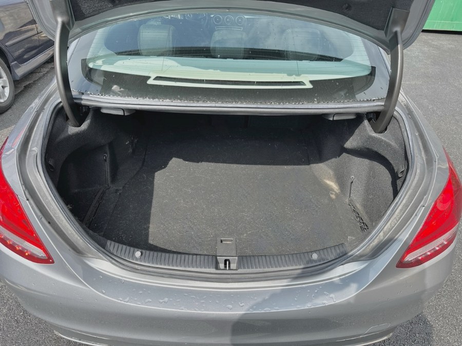 2015 Mercedes-Benz C-Class 4dr Sdn C 300 4MATIC photo