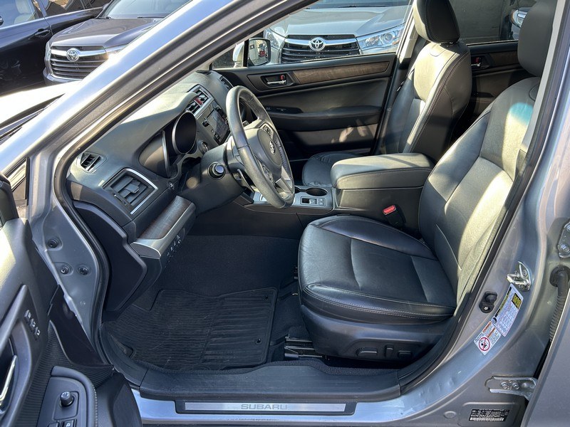 2017 Subaru Outback 2.5i Limited photo