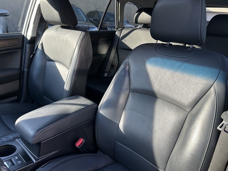 2017 Subaru Outback 2.5i Limited photo