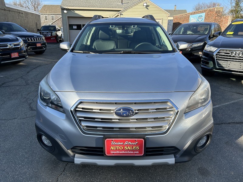 2017 Subaru Outback 2.5i Limited photo