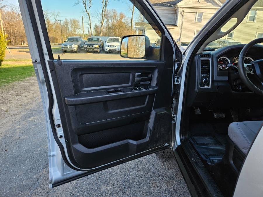 2015 RAM 1500 4WD Crew Cab 149