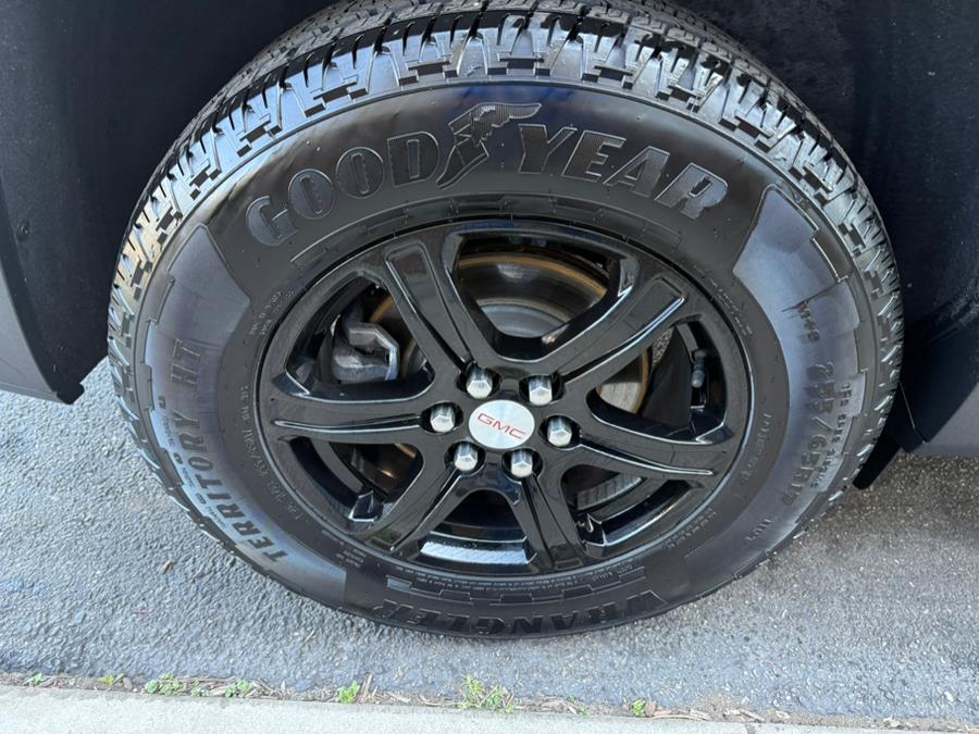 2020 GMC Acadia AWD 4dr AT4 photo