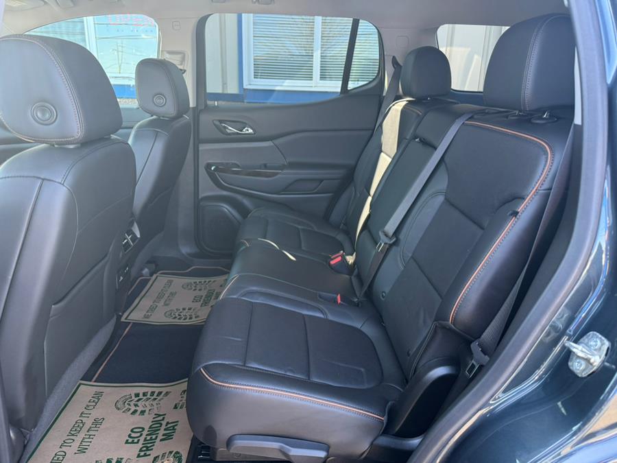 2020 GMC Acadia AWD 4dr AT4 photo