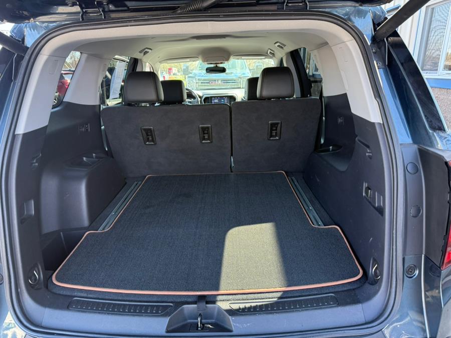 2020 GMC Acadia AWD 4dr AT4 photo