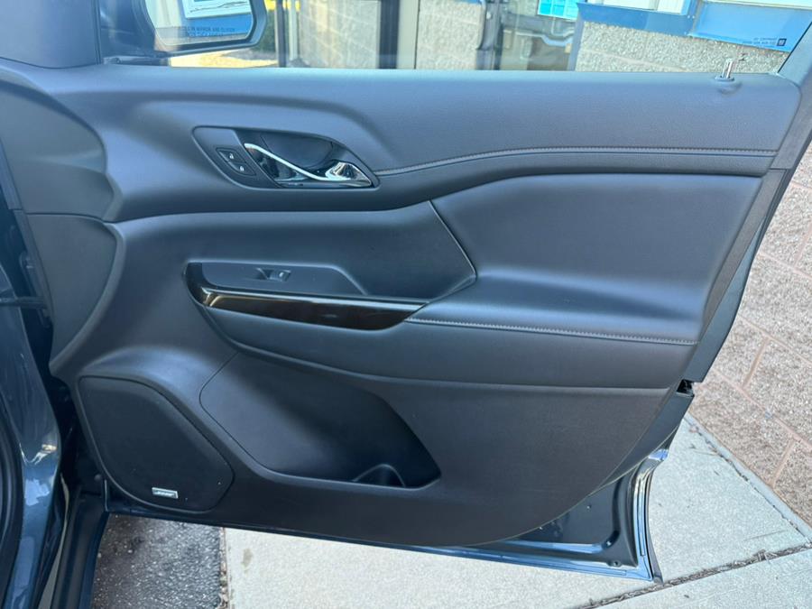 2020 GMC Acadia AWD 4dr AT4 photo