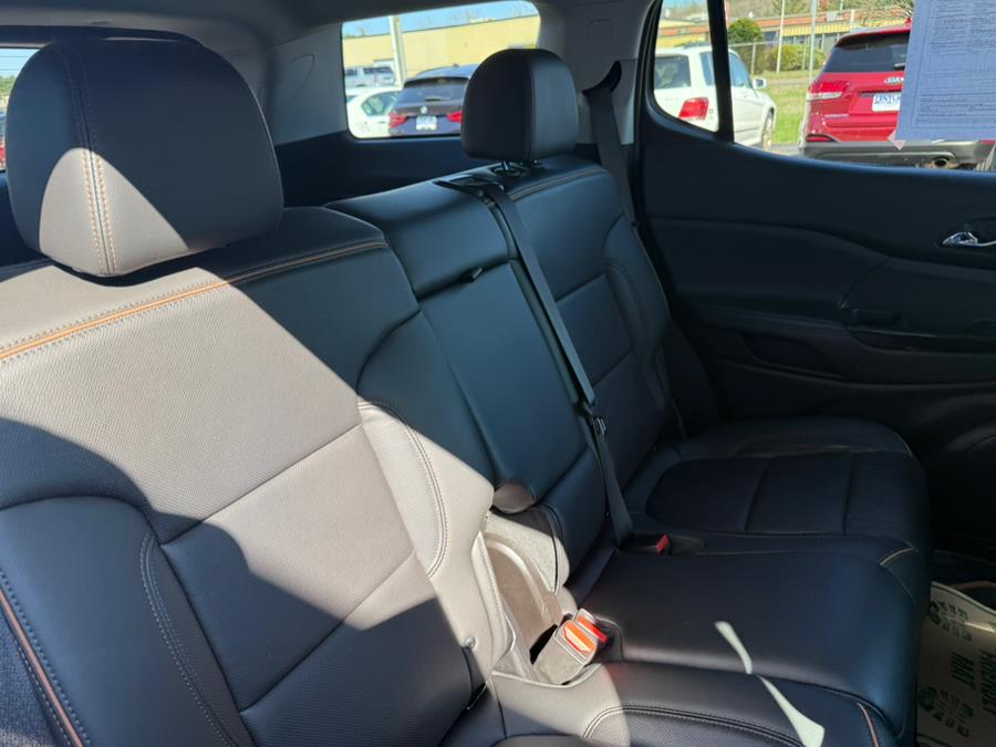 2020 GMC Acadia AWD 4dr AT4 photo