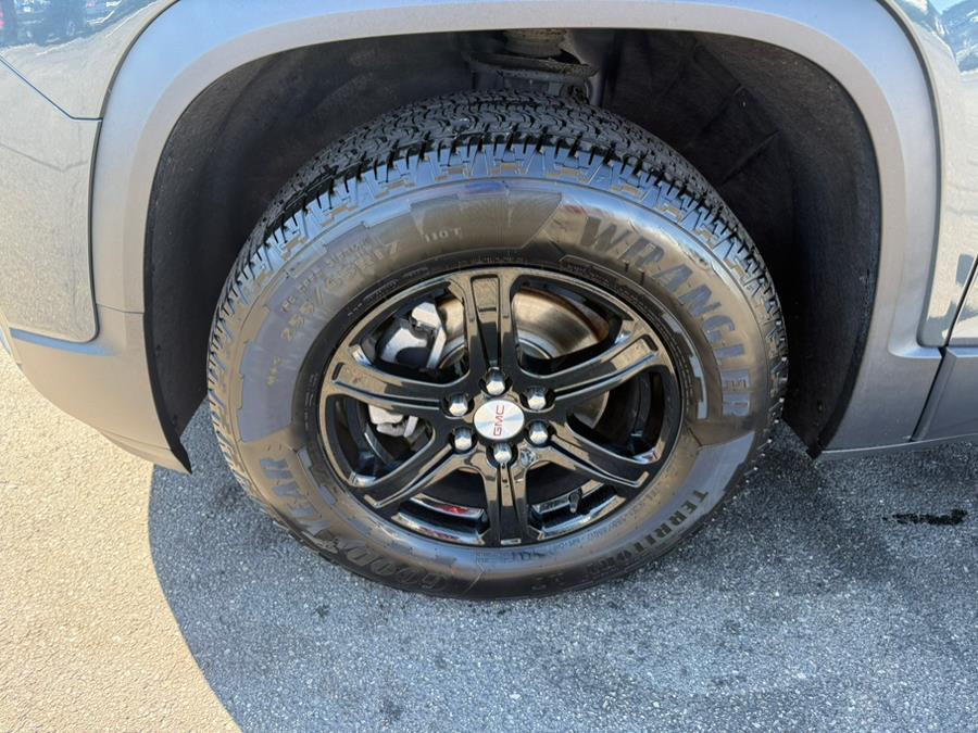 2020 GMC Acadia AWD 4dr AT4 photo