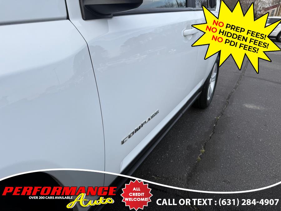 2014 Jeep Compass Latitude photo
