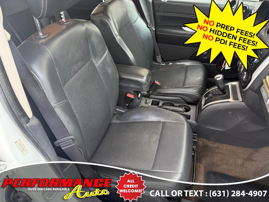 2014 Jeep Compass Latitude photo