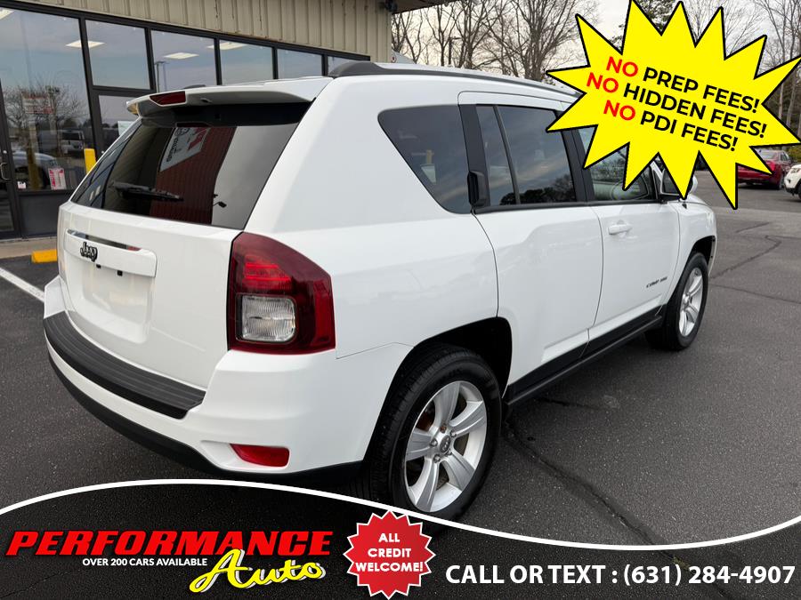 2014 Jeep Compass Latitude photo