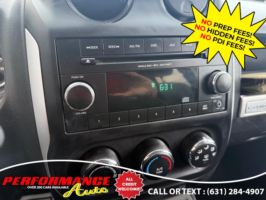 2014 Jeep Compass Latitude photo