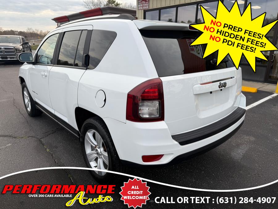 2014 Jeep Compass Latitude photo