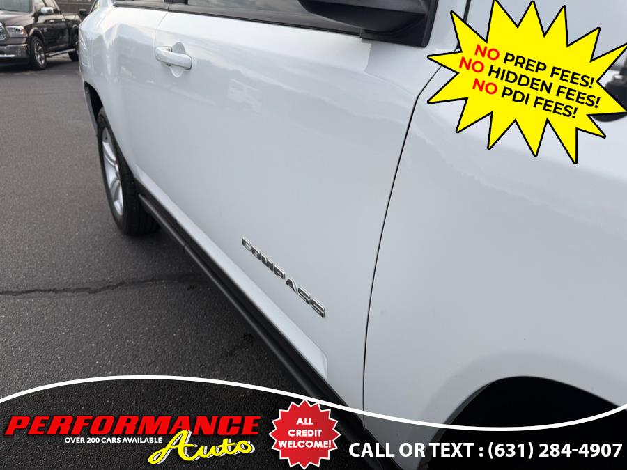 2014 Jeep Compass Latitude photo