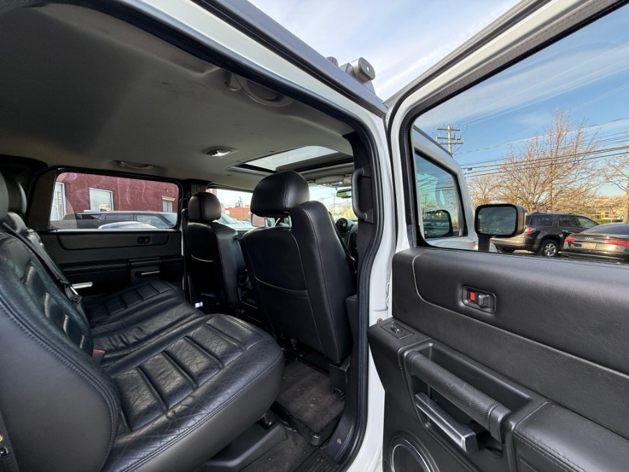 2005 HUMMER H2 photo