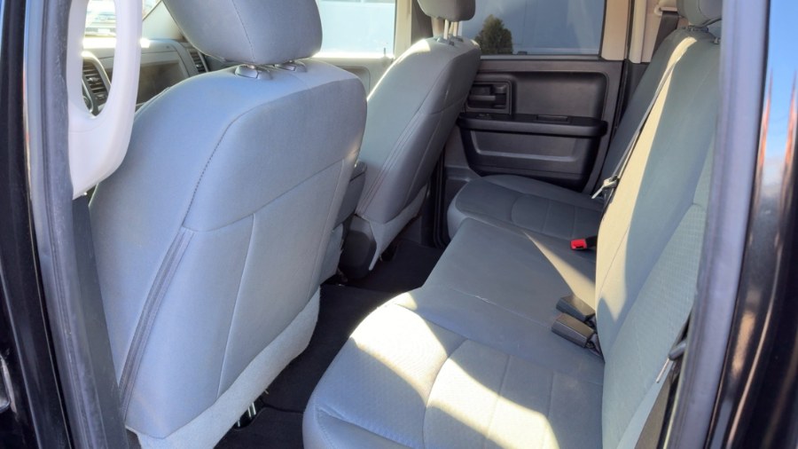 2016 RAM 1500 4WD Quad Cab 140.5