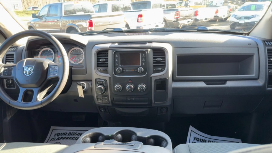 2016 RAM 1500 4WD Quad Cab 140.5