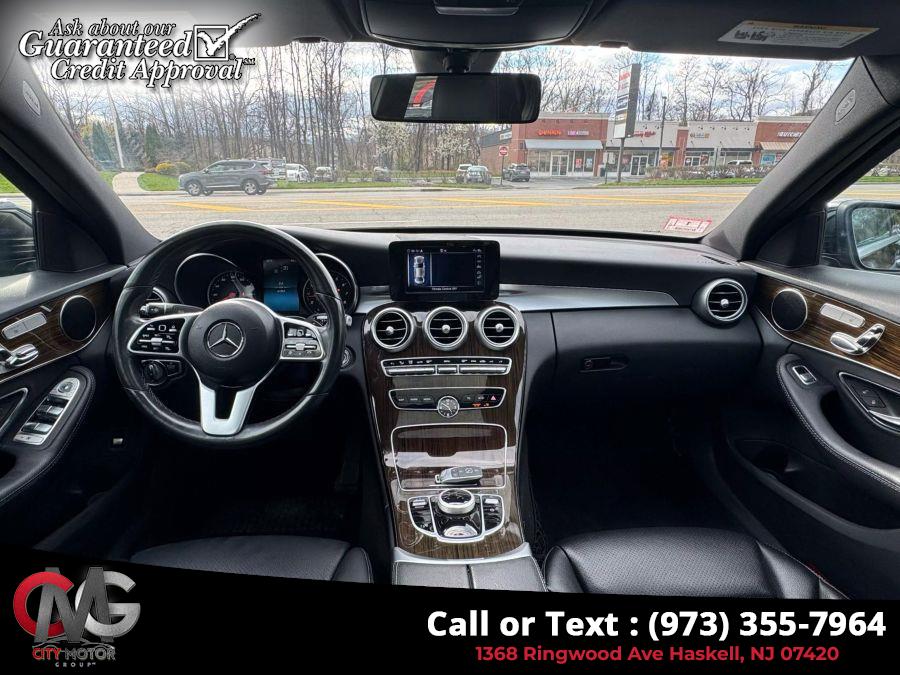 2019 Mercedes-Benz C-Class C 300 4MATIC Sedan 4D photo
