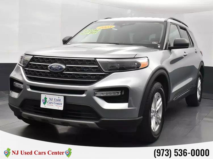 2023 Ford Explorer XLT Sport Utility 4D photo