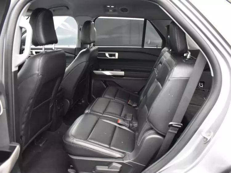 2023 Ford Explorer XLT Sport Utility 4D photo