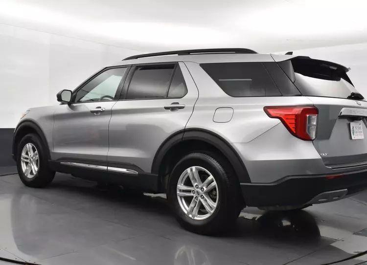 2023 Ford Explorer XLT Sport Utility 4D photo