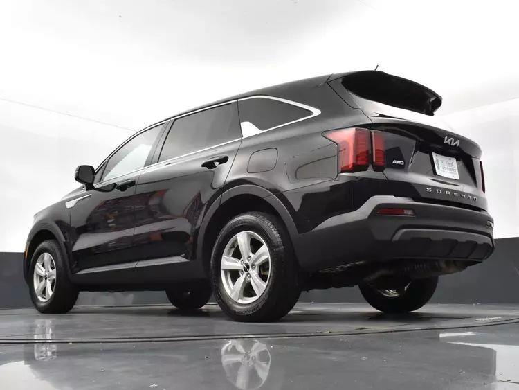 2022 Kia Sorento LX Sport Utility 4D photo