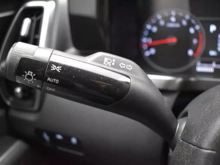 2022 Kia Sorento LX Sport Utility 4D photo