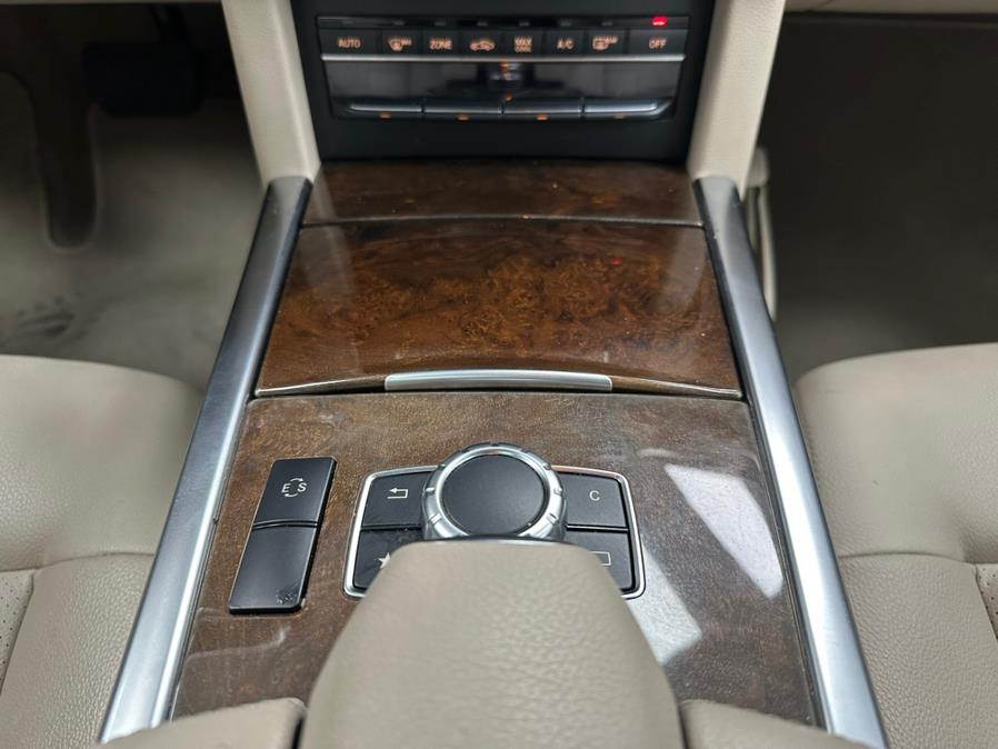 2016 Mercedes-Benz E-Class 4dr Sdn E 350 Luxury 4MATIC photo