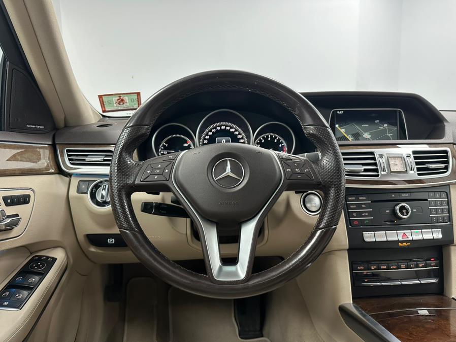 2016 Mercedes-Benz E-Class 4dr Sdn E 350 Luxury 4MATIC photo