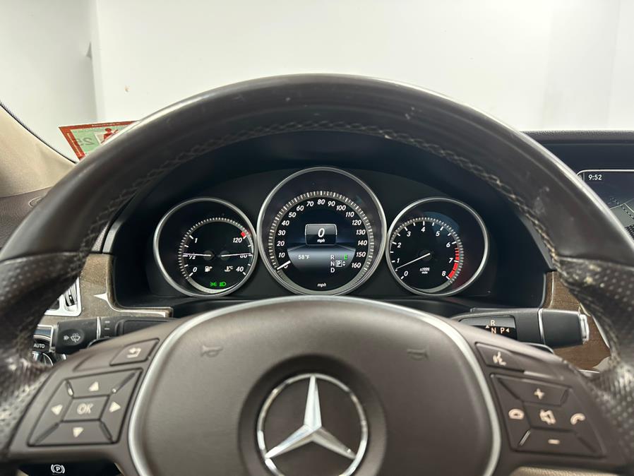 2016 Mercedes-Benz E-Class 4dr Sdn E 350 Luxury 4MATIC photo