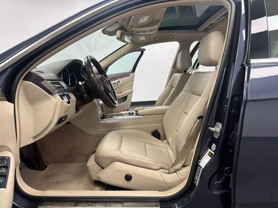 2016 Mercedes-Benz E-Class 4dr Sdn E 350 Luxury 4MATIC photo