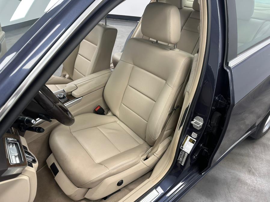 2016 Mercedes-Benz E-Class 4dr Sdn E 350 Luxury 4MATIC photo