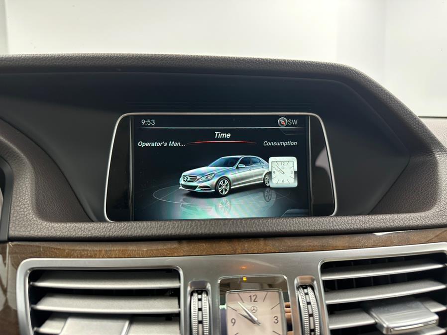 2016 Mercedes-Benz E-Class 4dr Sdn E 350 Luxury 4MATIC photo