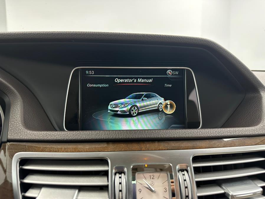 2016 Mercedes-Benz E-Class 4dr Sdn E 350 Luxury 4MATIC photo