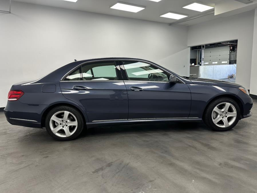 2016 Mercedes-Benz E-Class 4dr Sdn E 350 Luxury 4MATIC photo