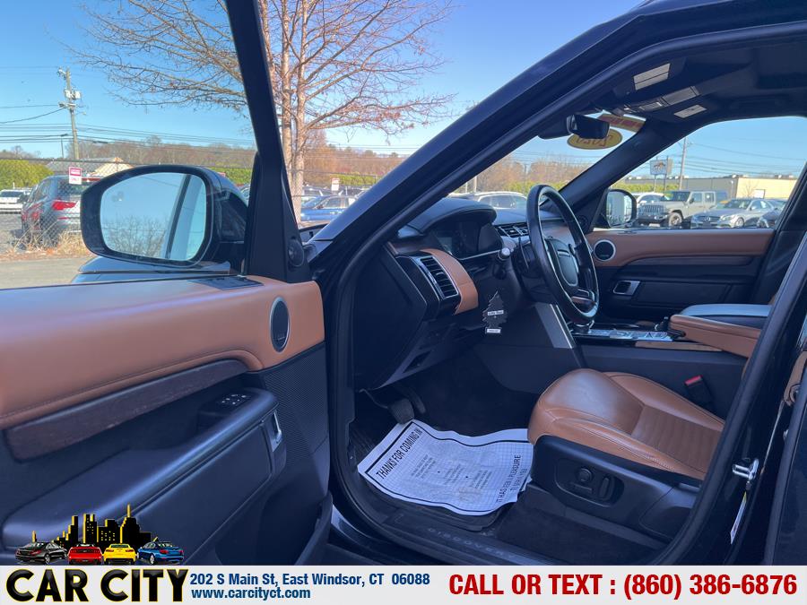 2020 Land Rover Discovery HSE Luxury V6 Supercharged photo