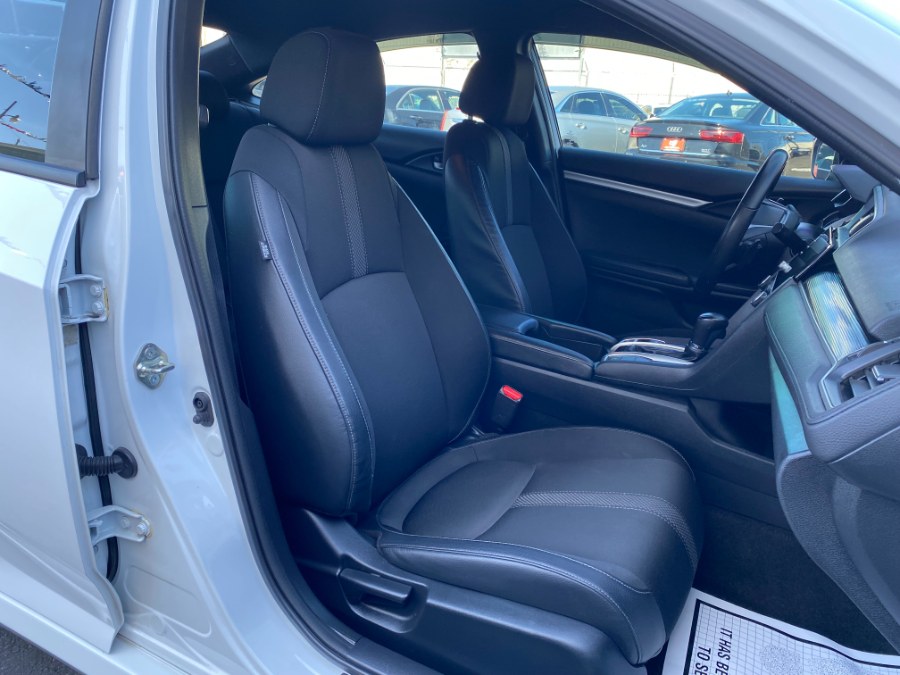 2019 Honda CIVIC SEDAN Sport CVT photo