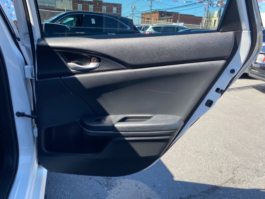 2019 Honda CIVIC SEDAN Sport CVT photo
